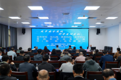 柳州召开食物平安应急措置专题培训会